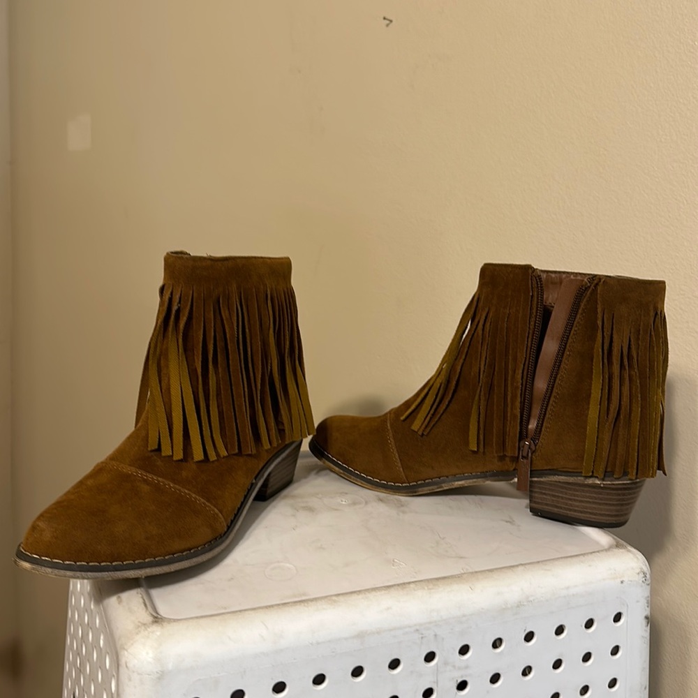 Breckelle fringe booties , brown